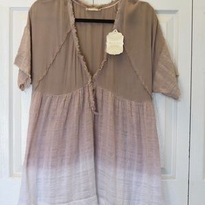 Altar'd State V-neck Tunic Shirt Size L